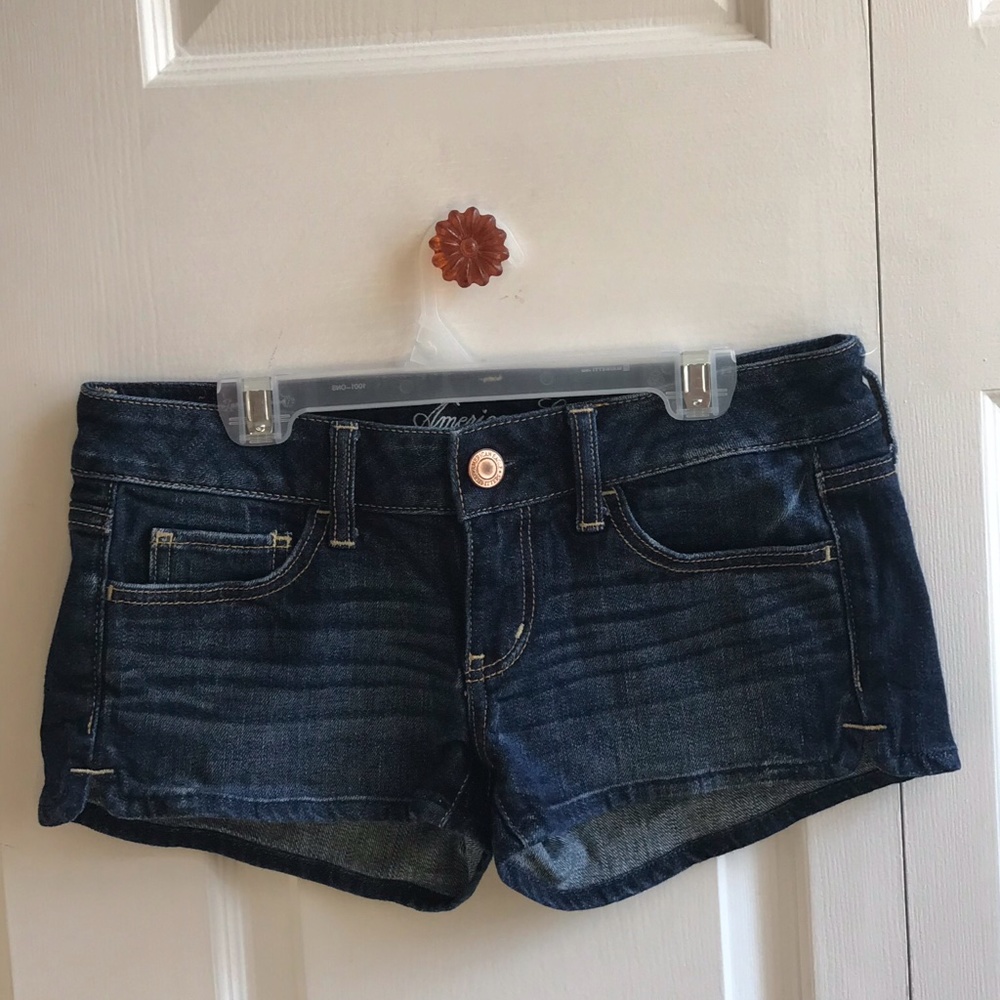 American Eagle Outfitters Dark Wash Women’s Low Rise Denim Shorts Stretch